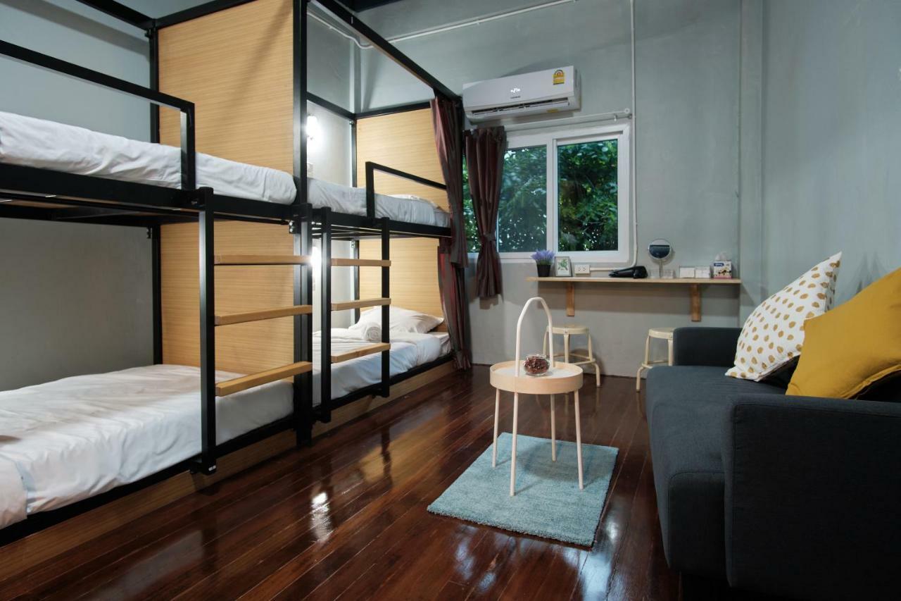 Private Stay Hostel Bangkok Esterno foto